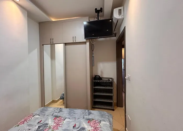 Hills - Lovely With Pool View And Free Access