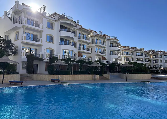 Hills - Lovely With Pool View And Free Access * شرم الشيخ
