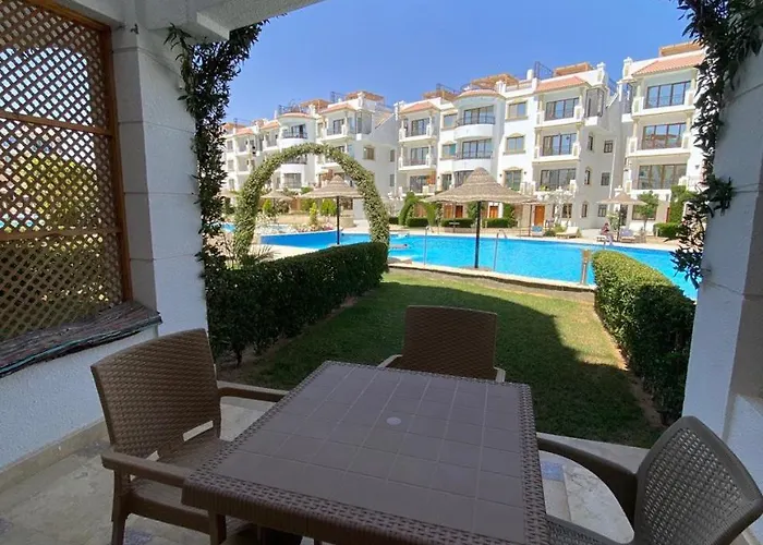 Hills - Lovely With Pool View And Free Access * شرم الشيخ